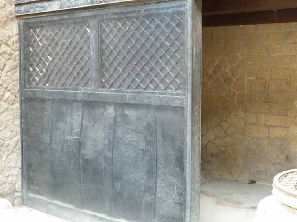 Ins. V.6. May 2010. North-east corner of shop.